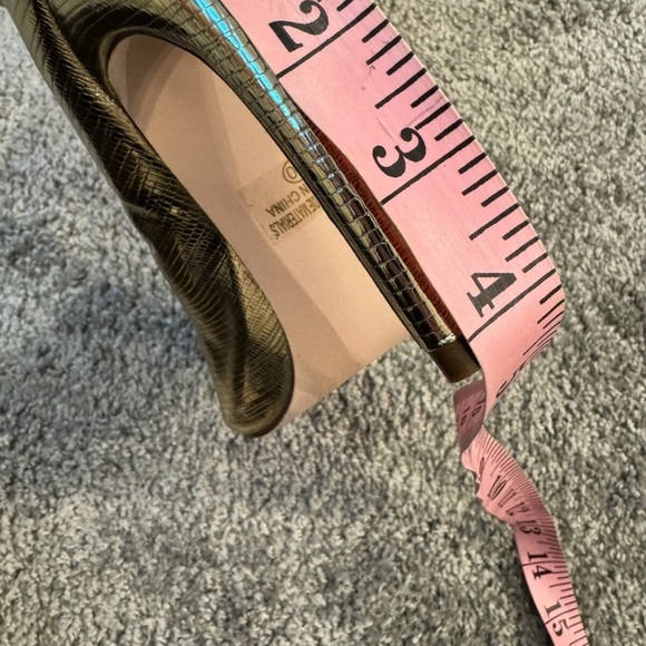 Pandora Gold Ankle Booties with Chic Style - Picture 14 of 17